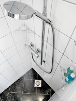 shower design for small bathroom